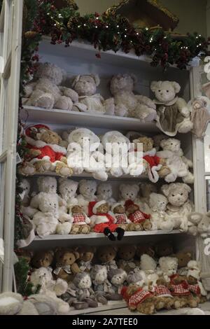 teddy bears on display in a shop during xmas time. Stock Photo