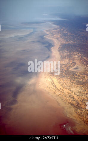 AERIAL VIEW OVER THE GREAT VICTORIA DESERT, WESTERN AUSTRALIA Stock Photo