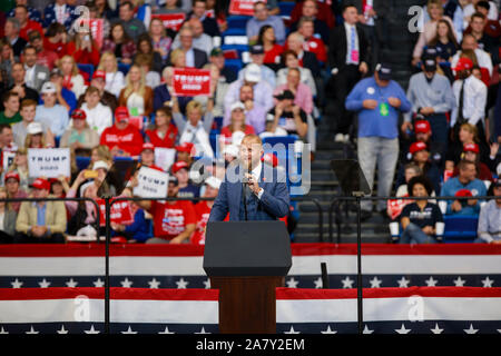 11042019 - Lexington, Kentucky, USA: United States President Donald J. Trump's campaign manager Brad Parscale speaks to the crowd during a Keep America Great rally, Monday, November 4, 2019 at Rupp Arena in Lexington, Kentucky. Stock Photo