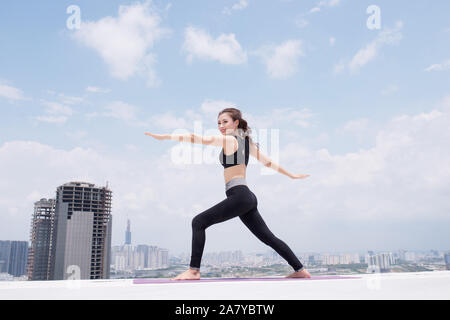 Women Silhouette Standing Bow Pulling Yoga Pose Dandayamana Dhanurasana  Stock Illustration - Download Image Now - iStock