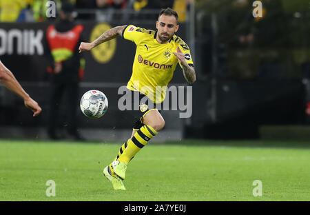 Dortmund, Deutschland. 02nd Nov, 2019. firo: 02.11.2019, Football, Football: 1.Bundesliga: BVB Borussia Dortmund - VfL Wolfsburg single action, Paco Alcacer | usage worldwide Credit: dpa/Alamy Live News Stock Photo