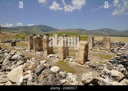 Tel Hazor (also Hatzor, Tell el-Qedah), is an archaeological tell at the site of ancient Hazor, located in Israel, Upper Galilee. In the Middle Bronz Stock Photo