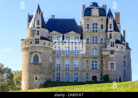 France, Maine et Loire, Brissac Loire Aubance, Chateau de Brissac and park, facade // France, Maine-et-Loire (49), Brissac Loire Aubance, parc et chât Stock Photo