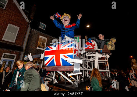 Lewes, UK. 5th November 2019.  Cliffe Bonfire Society choose the subject of Boris Johnson and Brexit for their bonfire effigy this year, Bonfire Night (Guy Fawkes) celebrations.  Lewes, Sussex, UK. Credit: Grant Rooney/Alamy Live News Stock Photo