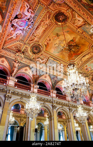 Salle des fêtes de l'hotel de ville de Paris, France Stock Photo