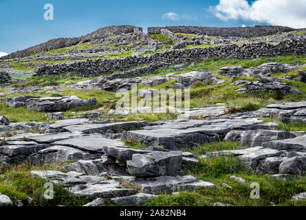 DUN AONGHASA    (ca 11C BC)          ARAN ISLANDS  COUNTY GALWAY   IRELAND Stock Photo
