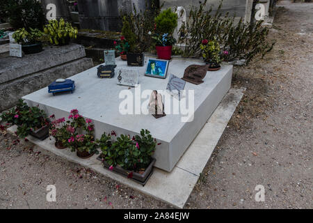 A tomb of Gilbert Becaud, a French singer-songwriter, in the Père Lachaise Cemetery, Paris Stock Photo