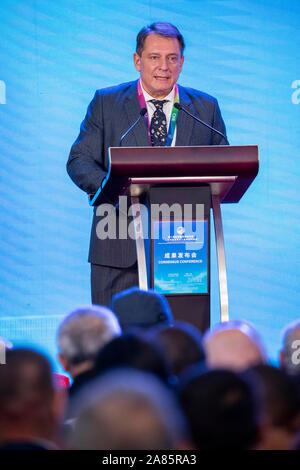 Shanghai, China. 6th Nov, 2019. Former Prime Minister of the Czech Republic Jiri Paroubek addresses the consensus conference for the second Hongqiao International Economic Forum on China's 70-year Development and the Building of a Community with a Shared Future for Mankind in Shanghai, east China, Nov. 6, 2019. Credit: Cai Yang/Xinhua/Alamy Live News Stock Photo
