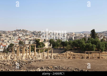 Cardo Maximus and Archaeological Museum, Jerash, Jerash Governorate, Jordan, Middle East Stock Photo