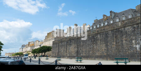 Saint-Malo, Ille-et-Vilaine / France - 19 August 2019: view of the ramparts and city wall of the Intramuros neighborhood in Saint-Malo in Normandy Stock Photo