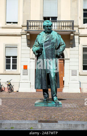 Robert Wilhelm Bunsen statue in Heidelberg, Southwest Germany Europe EU Stock Photo