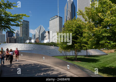 BP Pedestrian Bridge, Grant Park, Chicago, Illinois, USA Stock Photo