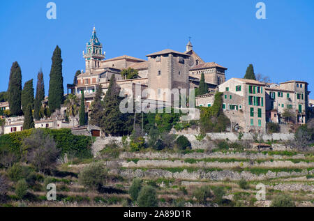 Carthusian monastery at Valldemossa, region, Comarca, Serra de Tramuntana, Mallorca, Balearic islands, Spain Stock Photo