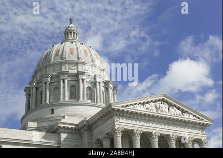 Low angle view of a government building, Missouri State Capitol Building, Jefferson City, Missouri, USA Stock Photo