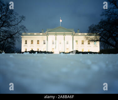 Surface view of snow in front of the White House, Washington DC, USA Stock Photo