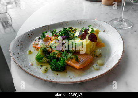 A clean picture of food