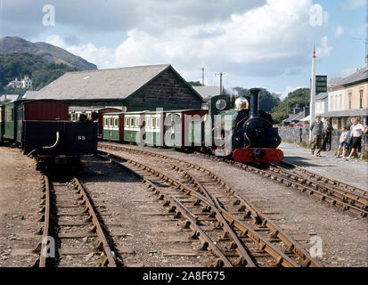 Ffestiniog Railway narrow-gauge heritage railway in Gwynedd, Wales 1958 Stock Photo