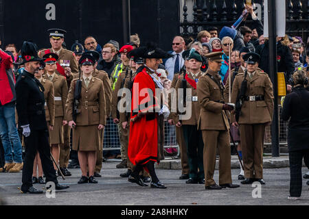 London, UK. 09th Nov, 2019.   William Russell (pictured arriving at Bank) the 692nd Lord Mayor is installed at teh annual Lord Mayors Show Parade in the City of London. Credit: Guy Bell/Alamy Live News Stock Photo