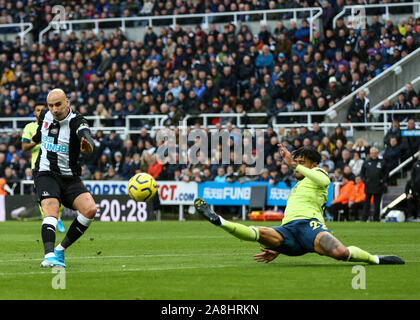 St James Park, Newcastle, Tyne and Wear, England, UK. 9th November 2019; St James Park, Newcastle, Tyne and Wear, England; English Premier League Football, Newcastle United versus AFC Bournemouth; Jonjo Shelvey of Newcastle United shoots over the bar with Philip Billing of AFC Bournemouth challenging -Strictly Editorial Use Only. No use with unauthorized audio, video, data, fixture lists, club/league logos or 'live' services. Online in-match use limited to 120 images, no video emulation. No use in betting, games or single club/league/player publications