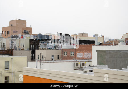 Rooftops and graffiti in Queens, New York City Stock Photo