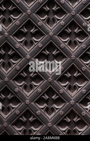 Wooden door carving geometric pattern decorative ornament texture background Stock Photo