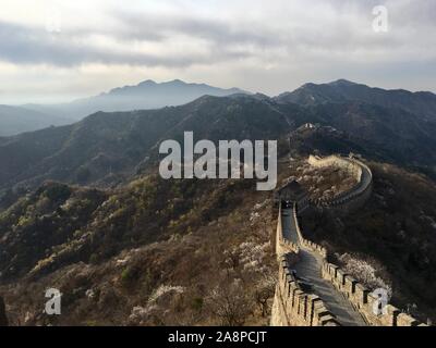 Beijing, China. 11th Apr, 2019. Mobile photo shows the Mutianyu section of Great Wall in Beijing, capital of China, April 11, 2019. Credit: Hou Dongtao/Xinhua/Alamy Live News Stock Photo