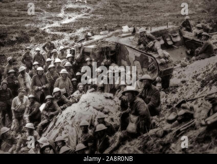 The British Mark I Heavy Tank with a crew of 8, was first used in action in World War 1 on the morning of 15 September 1916, having entered service the previous month. during the Battle of Flers-Courcelette, part of the Somme Offensive in the south-eastern Pas-de-Calais Départements, France Stock Photo