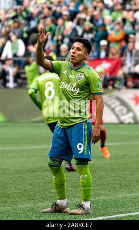 Seattle, USA. 10th Nov, 2019. Raul Ruidiaz (9) reacts after seeing his goal be called back for being offside. Credit: Ben Nichols/Alamy Live News Stock Photo