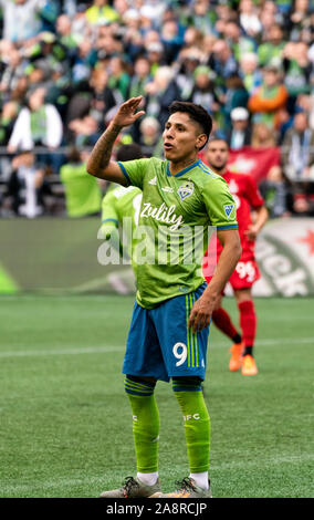 Seattle, USA. 10th Nov, 2019. Raul Ruidiaz (9) reacts after seeing his goal be called back for being offside. Credit: Ben Nichols/Alamy Live News Stock Photo