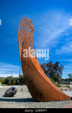 Picture by Tim Cuff - 27 October 2019 - Maitai River and Taurapa sculture, Nelson, New Zealand Stock Photo