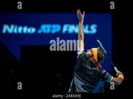 London, UK. 11th Nov, 2019. Stefanos TSITSIPAS (Greece) during the Nitto ATP Tennis Finals London Day 2 at the O2, London, England on 11 November 2019. Photo by Andy Rowland. Credit: PRiME Media Images/Alamy Live News Stock Photo