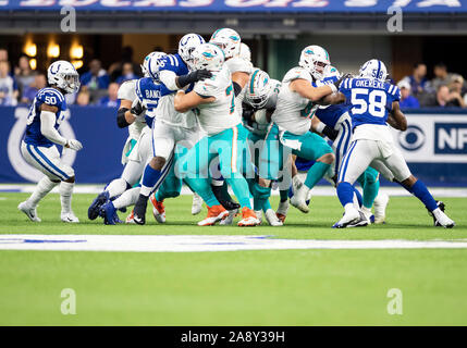 Indianapolis, Indiana, USA. 10th Nov, 2019. Miami Dolphins running back Kalen Ballage (27) runs with the ball during NFL football game action between the Miami Dolphins and the Indianapolis Colts at Lucas Oil Stadium in Indianapolis, Indiana. Miami defeated Indianapolis 16-12. John Mersits/CSM/Alamy Live News Stock Photo