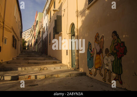 Castle Ramp. Exploring the old alleyways of Gibraltar town. Stock Photo