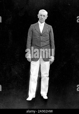 President Woodrow Wilson (full length, black background) ca. 1910s Stock Photo