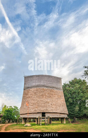 Kon K'ri or Kon Jodri traditional house in Kon Tum, Vietnam Stock Photo