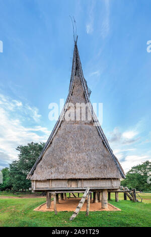 Kon K'ri or Kon Jodri traditional house in Kon Tum, Vietnam Stock Photo