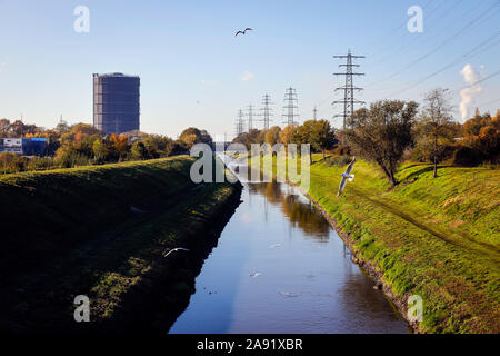 Oberhausen, Ruhr area, North Rhine-Westphalia, Germany - Emscher, in this not yet renatured river section still waste water is discharged, with the Em Stock Photo