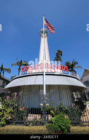 Iconic building, Crossroads of the World, outdoor shopping center, on Sunset Boulevard, Hollywood, Los Angeles, California, USA Stock Photo