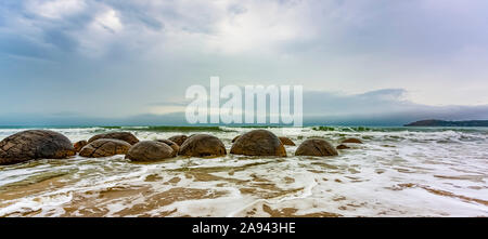 Moeraki Boulders, Otago coast; Otago, South Island, New Zealand Stock Photo