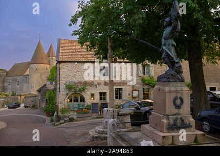 The castle and old town of Chateauneuf, Cote d'Or FR Stock Photo