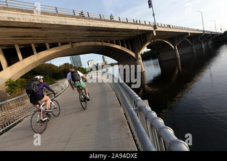 Ann Richards, Congress Avenue bridge, Lady Bird Lake, Austin Texas Stock Photo