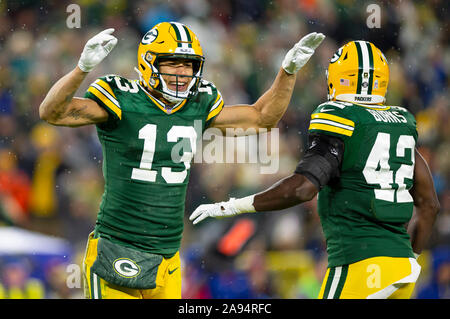 Green Bay Packers inside linebacker Oren Burks (42) runs for the play  during an NFL football game against the Cincinnati Bengals, Sunday, Oct.  10, 2021, in Cincinnati. (AP Photo/Emilee Chinn Stock Photo - Alamy