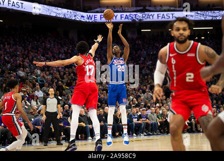 Sacramento, CA, USA. 12th Nov, 2019. Sacramento Kings forward Harry Giles III (20) shoots a three pointer over Portland Trail Blazers forward Skal Labissiere (17) during a game at the Golden 1 Center on Tuesday, November 12, 2019 in Sacramento. Credit: Paul Kitagaki Jr./ZUMA Wire/Alamy Live News Stock Photo