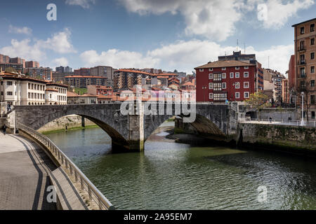 The San Antón Bridge  over the river Nervion, Old Town (Casco Viejo).  It is the oldest bridge in the city of Bilbao, Spain, rebuilt in 1937. Stock Photo