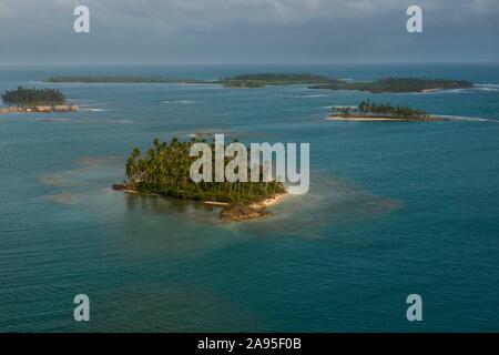Aerial of the San Blas islands, Kuna Yala, Panama Stock Photo