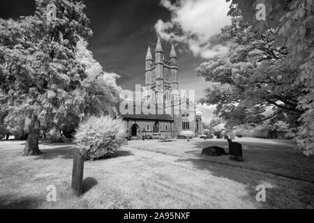 St Sampson's parish church and churchyard in the Wiltshire town of Cricklade Stock Photo