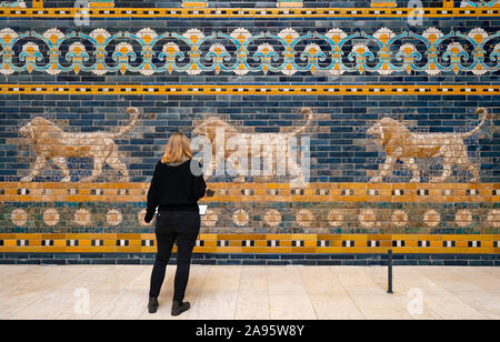 ceramic tiled lions from Ishtar Gate, Processional Way, Pergamon Museum, Berlin, Germany Stock Photo