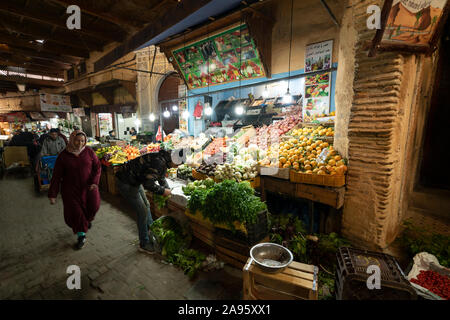 Fez, Morocco. November 9, 2019. Fruit vendors in the Medina Stock Photo