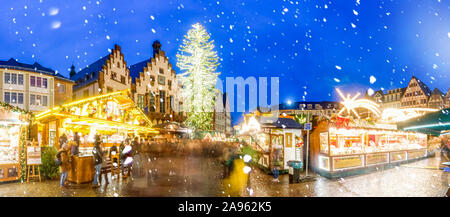 Christmas market in Frankfurt am Main, Germany Stock Photo - Alamy