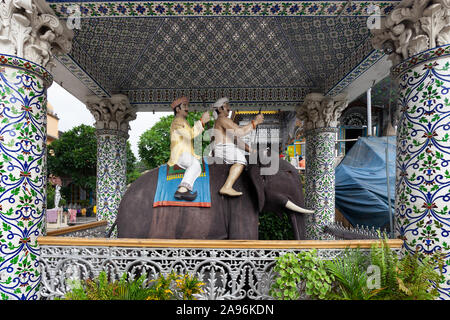 14 Aug 2007 Sculpture, covered with parshwanath jain temple, kolkata, west bengal, india, asia Stock Photo